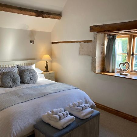 The Cider Barn - Spacious First Floor Apartment Set Within Barn Conversion Cheltenham Dış mekan fotoğraf