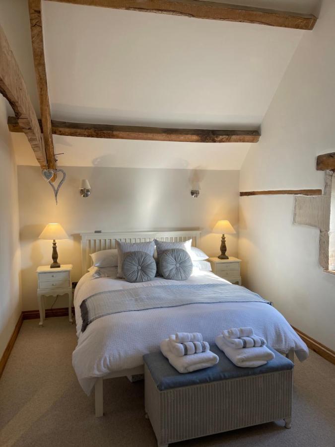 The Cider Barn - Spacious First Floor Apartment Set Within Barn Conversion Cheltenham Dış mekan fotoğraf